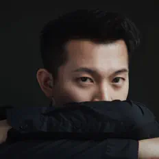 Chang Li을(를) 듣고, 뮤직 비디오를 보고, 약력을 읽고, 투어 일정 등을 확인하세요!