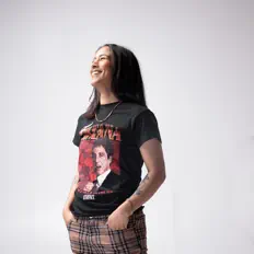 Ebony V을(를) 듣고, 뮤직 비디오를 보고, 약력을 읽고, 투어 일정 등을 확인하세요!