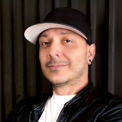 Listen to Luis Erre, watch music videos, read bio, see tour dates & more!
