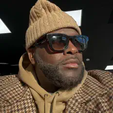 收听 Runway Reem、观看音乐视频、阅读小传、查看巡演日期等 ！