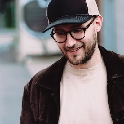 Listen to David Madras, watch music videos, read bio, see tour dates & more!