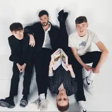 The Kaves을(를) 듣고, 뮤직 비디오를 보고, 약력을 읽고, 투어 일정 등을 확인하세요!