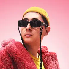 Timraz을(를) 듣고, 뮤직 비디오를 보고, 약력을 읽고, 투어 일정 등을 확인하세요!