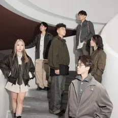 聆聽 Mover樂隊、觀看音樂影片、閱讀小傳、查看巡演日期等！