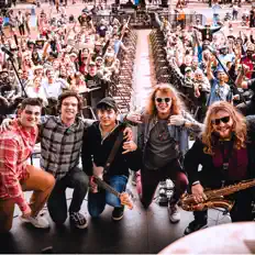 Escucha a Neverless, mira videos musicales, lee su biografía, consulta las fechas de las gira y más.