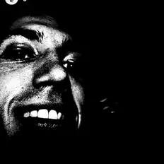 Poslechněte si interpreta Glich, sledujte hudební videa, přečtěte si životopis, podívejte se na data turné a další informace.