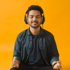 Escucha a Aakash Rijia, mira vídeos musicales, lee la biografía, consulta fechas de giras y mucho más.