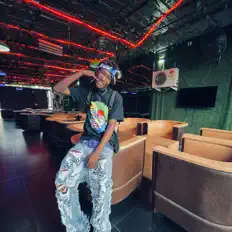 Ακούστε περιεχόμενο από Joblenx, παρακολουθήστε μουσικά βίντεο, διαβάστε το βιογραφικό, δείτε ημερομηνίες περιοδείας, και πολλά ακόμη!