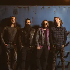 Poslechněte si interpreta Sautrus, sledujte hudební videa, přečtěte si životopis, podívejte se na data turné a další informace.