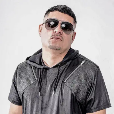 Listen to Djbigflavor, watch music videos, read bio, see tour dates & more!