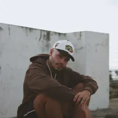 收听 tatosk88、观看音乐视频、阅读小传、查看巡演日期等 ！