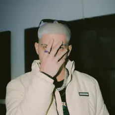 Écoutez Pedro Doria, regardez des vidéoclips, lisez la biographie, consultez les dates de tournée et plus encore !