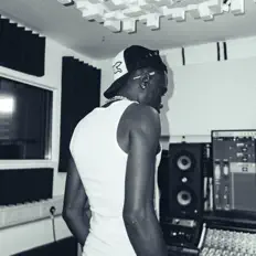 Listen to Yemz, watch music videos, read bio, see tour dates & more!