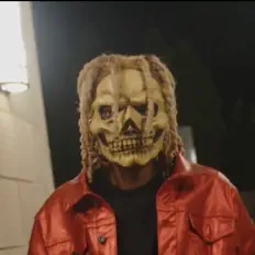 35iveを聴いたり、ミュージックビデオを鑑賞したり、経歴やツアー日程などを確認したりしましょう！