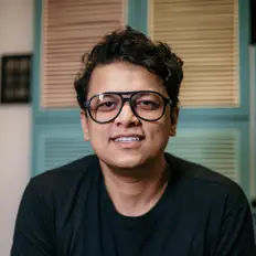 Dengarkan Sunny M.R., tonton video musik, baca bio, lihat tanggal tur & lainnya!