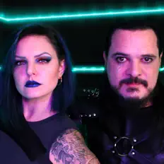 Escucha a TheoTerran, mira videos musicales, lee su biografía, consulta las fechas de las gira y más.