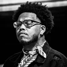 Escucha a Cap Benson, mira vídeos musicales, lee la biografía, consulta fechas de giras y mucho más.