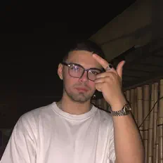 Hör dir ELI DJ an, schau dir Musikvideos an, lies die Biografie, finde Tourdaten und mehr!