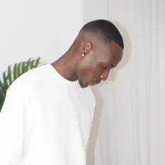 Ouça Loudthevocal, assista a videoclipes, leia a biografia, veja as datas das turnês e mais!