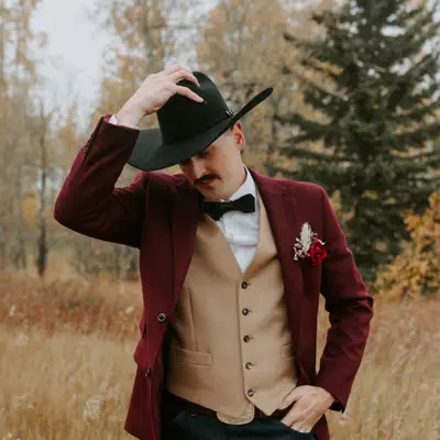 Listen to Brad Sakundiak, watch music videos, read bio, see tour dates & more!