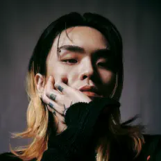 Escucha a punchnello, mira videos musicales, lee su biografía, consulta las fechas de las gira y más.
