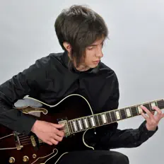 Listen to Eduardo Guerra Arencibia, watch music videos, read bio, see tour dates & more!