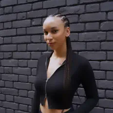 Écoutez Jasmine Messiah, regardez des vidéoclips, lisez la biographie, consultez les dates de tournée et plus encore !