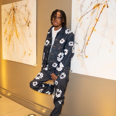 Listen to Zy Benji, watch music videos, read bio, see tour dates & more!