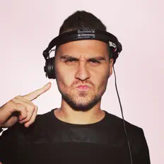 DJ Ruben을(를) 듣고, 뮤직 비디오를 보고, 약력을 읽고, 투어 일정 등을 확인하세요!
