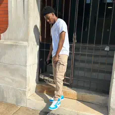 Listen to Dee Marcus, watch music videos, read bio, see tour dates & more!