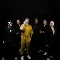 Escucha a undefined, mira videos musicales, lee su biografía, consulta las fechas de las gira y más.