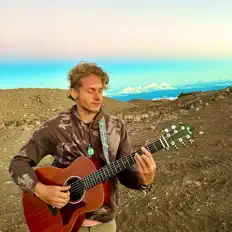 William Andrew Golden सुनें, म्यूज़िक वीडियो देखें, बायो पढ़ें, दौरे की तारीखें और बहुत कुछ देखें!