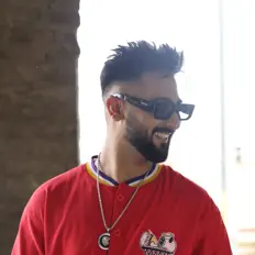 Ouça Manni Virdi, assista a videoclipes, leia a biografia, veja as datas das turnês e mais!