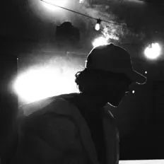 Escucha a COCHE, mira vídeos musicales, lee la biografía, consulta fechas de giras y mucho más.