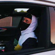 收听 ADI、观看音乐视频、阅读小传、查看巡演日期等 ！