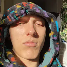 Escucha a M1z, mira vídeos musicales, lee la biografía, consulta fechas de giras y mucho más.