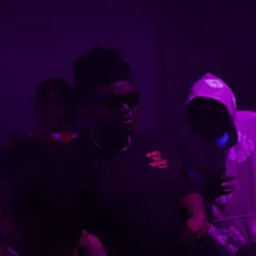 Ouve Big Zay, vê vídeos de música, lê a biografia, vê as datas da digressão e muito mais!