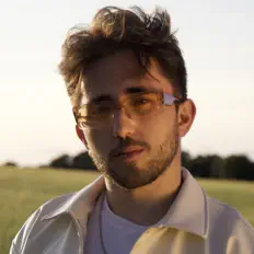 James Herreraを聴いたり、ミュージックビデオを鑑賞したり、経歴やツアー日程などを確認したりしましょう！