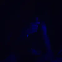 收听 undefined、观看音乐视频、阅读小传、查看巡演日期等 ！