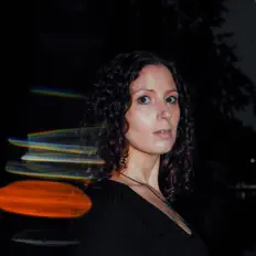 Listen to Kari van der Kloot, watch music videos, read bio, see tour dates & more!