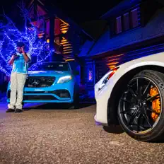 Poslechněte si interpreta TruBlu, sledujte hudební videa, přečtěte si životopis, podívejte se na data turné a další informace.