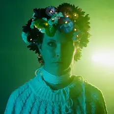 收听 My Sister Bytes、观看音乐视频、阅读小传、查看巡演日期等 ！