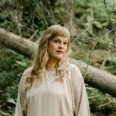 收听 Johanna Särkkälä、观看音乐视频、阅读小传、查看巡演日期等 ！