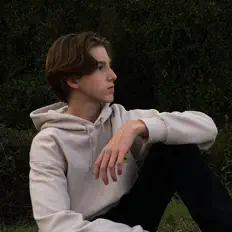 收听 Eli Pruitt、观看音乐视频、阅读小传、查看巡演日期等 ！