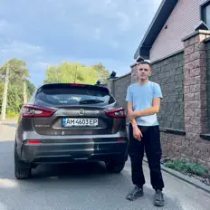 Poslechněte si interpreta lowexsq, sledujte hudební videa, přečtěte si životopis, podívejte se na data turné a další informace.