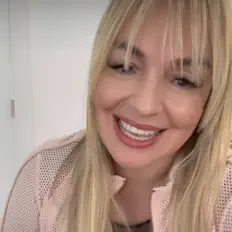 Ouça Monika Soler, assista a videoclipes, leia a biografia, veja as datas das turnês e mais!