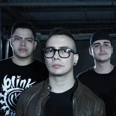 Ascolta Stainless, guarda video musicali, leggi la biografia, vedi le date del tour & altro!