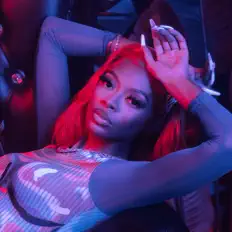 Yummy Pearl을(를) 듣고, 뮤직 비디오를 보고, 약력을 읽고, 투어 일정 등을 확인하세요!