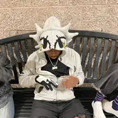 Escucha a JDKidd, mira videos musicales, lee su biografía, consulta las fechas de las gira y más.