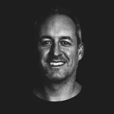 聆聽 Dave Lambert、觀看音樂影片、閱讀小傳、查看巡演日期等！